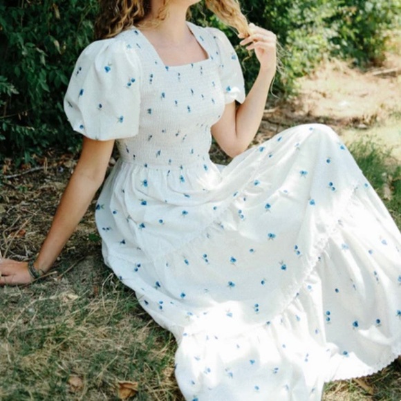 NoliaBae Ivory Lace Smocked Blueberry Print Maxi Dress with Puff Sleeves. - Picture 11 of 12